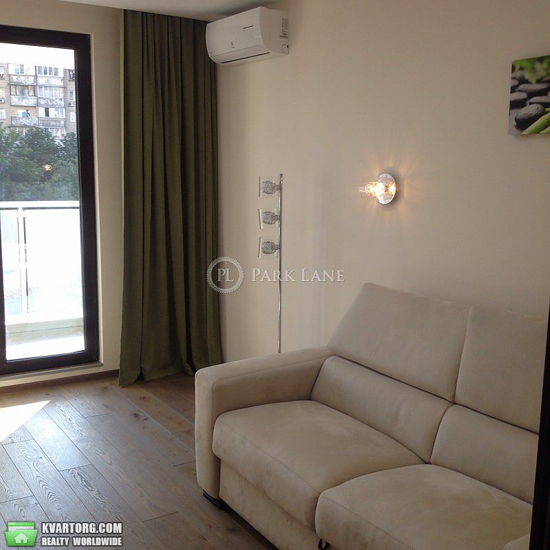 Rent out 2-room apartment. Киев,  Голосеевский пр — photo 1