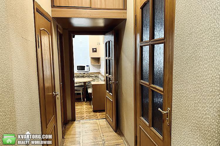 Sell 2-room apartment. Киев,  Лабораторная — photo 9