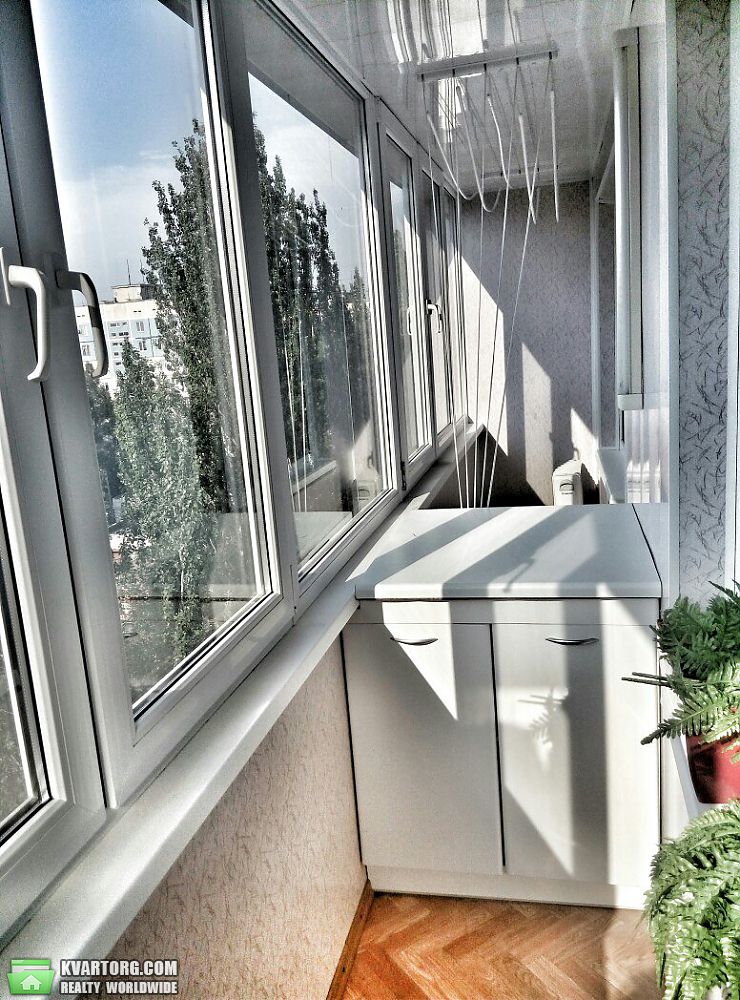 Rent out 3-room apartment. Днепропетровск, Мониторная — photo 1