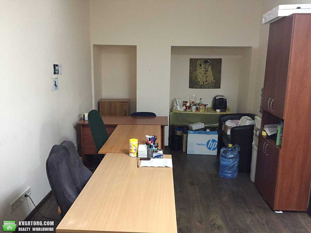 Rent out office. Киев, Десятинная — photo 3