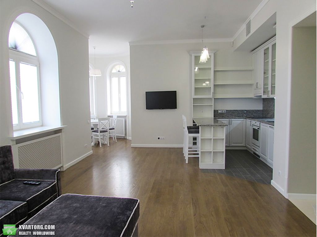 Rent out 4-room apartment. Киев, кожемяцкая — photo 8