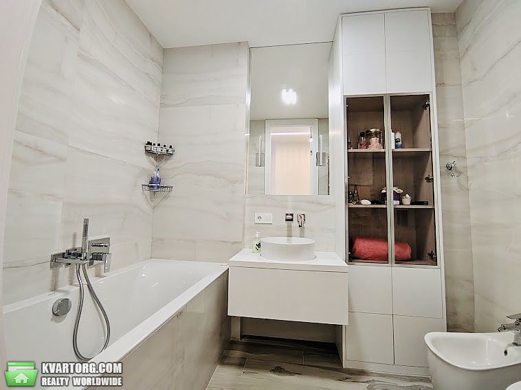 Rent out 1-room apartment. Киев,  Маршала Конева — photo 10