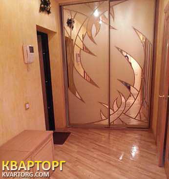 Rent out 2-room apartment. Киев, Окипной — photo 4