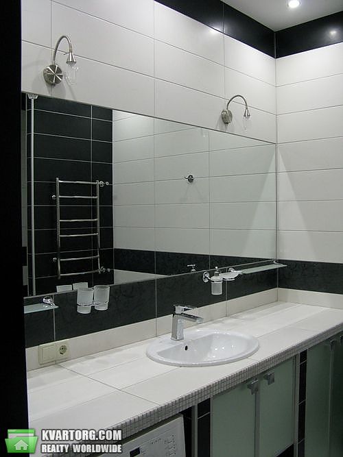 Rent out 2-room apartment. Киев,  Чавдар — photo 10