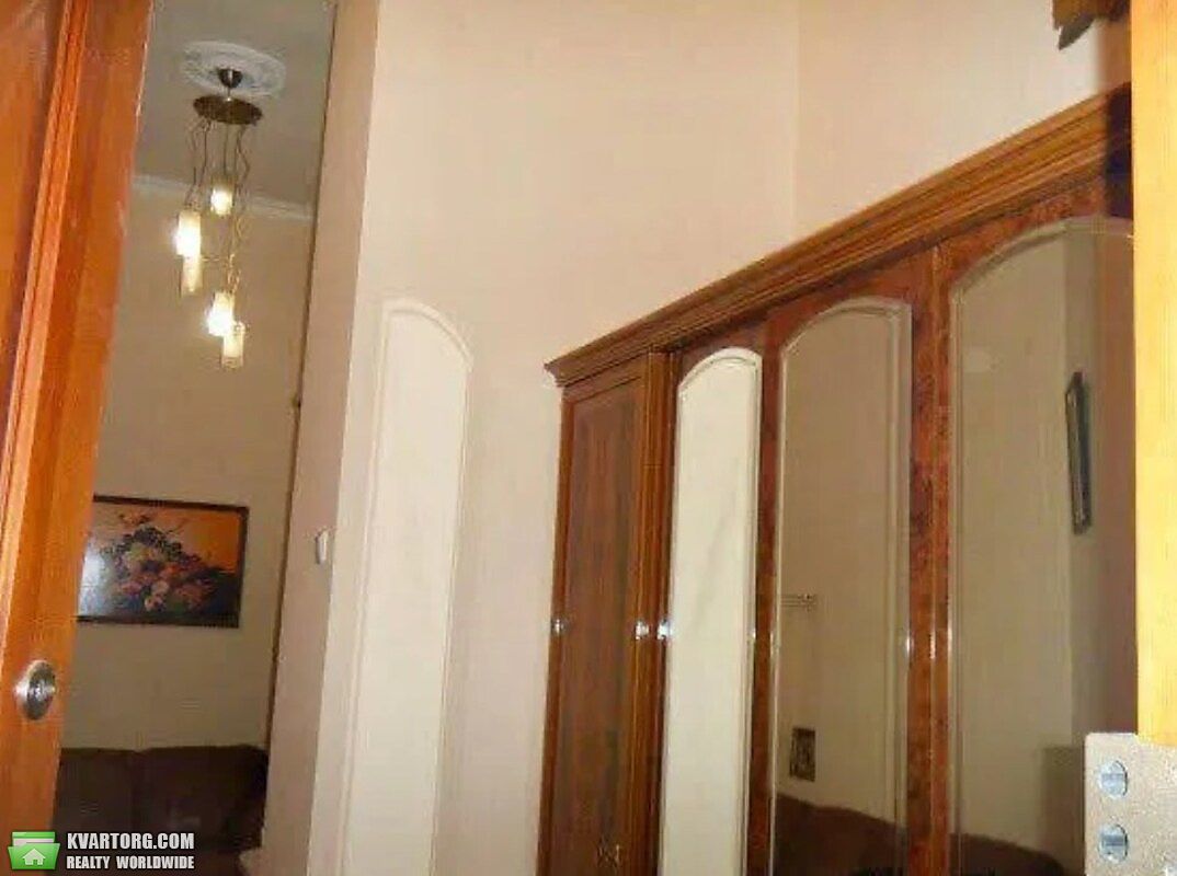 Rent out 1-room apartment. Киев,  Михайловская — photo 2