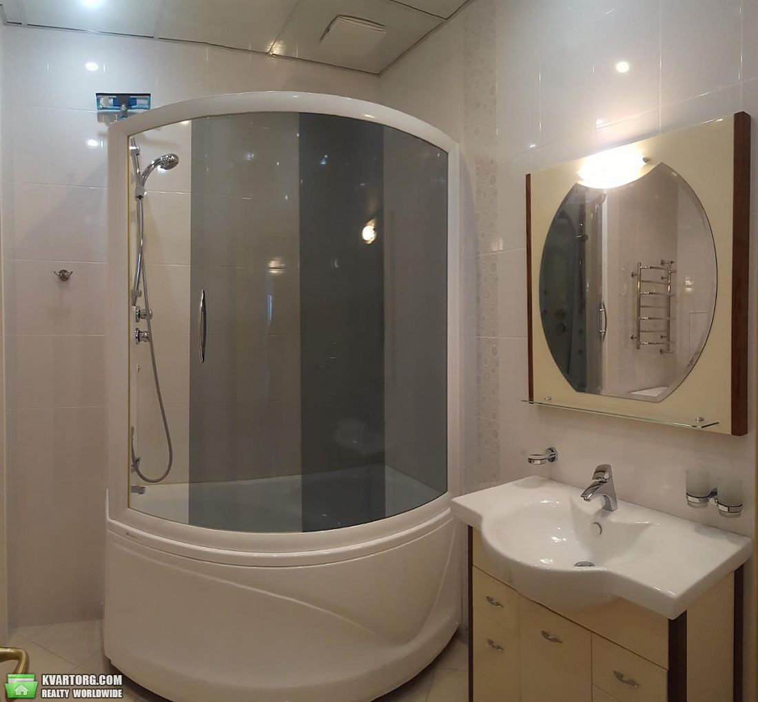 Rent out 2-room apartment. Киев,  Руданского — photo 10