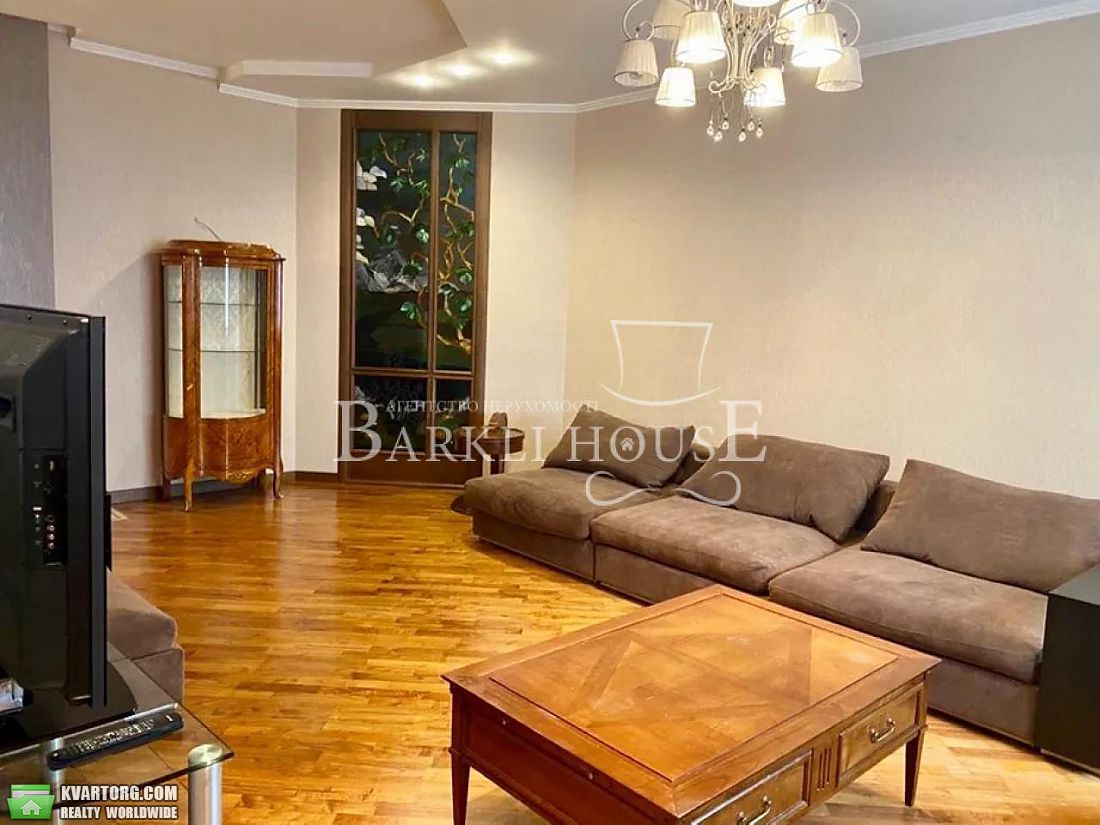 Rent out 4-room apartment. Киев,  Барбюса — photo 2