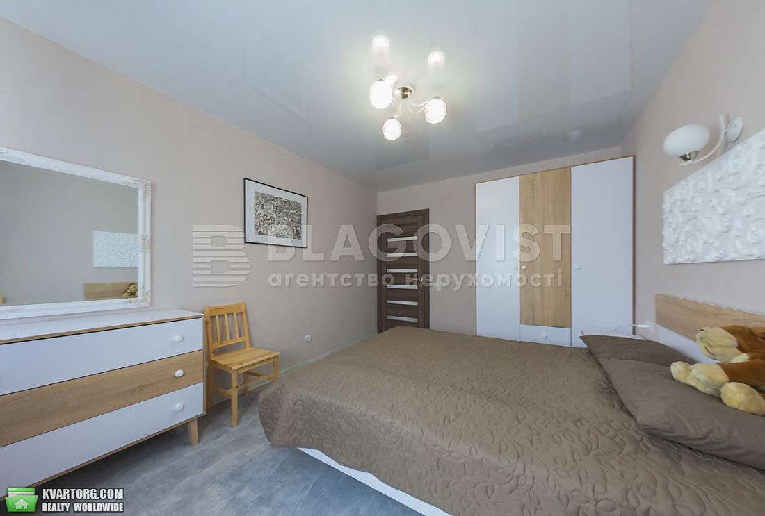 Sell 2-room apartment. Киев,  Крушельницкой — photo 3