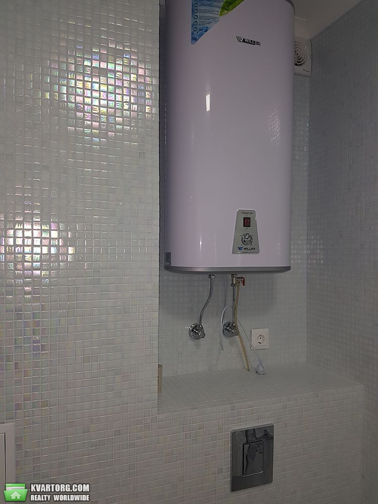 Rent out 1-room apartment. Киев, Харьковское  шоссе — photo 3
