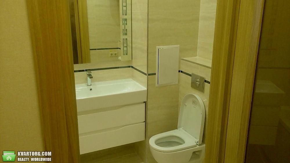Rent out 1-room apartment. Киев,  Драгомирова — photo 3
