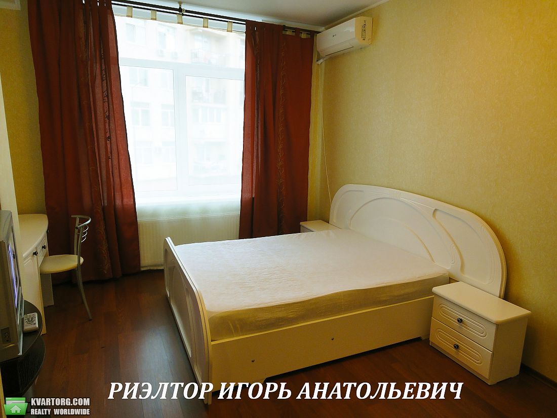 Rent out 1-room apartment. Одесса, Торговая — photo 1