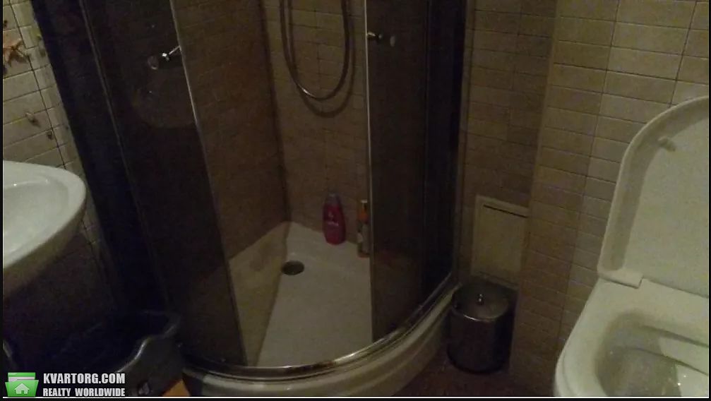 Rent out 2-room apartment. Киев, Лагерная — photo 5