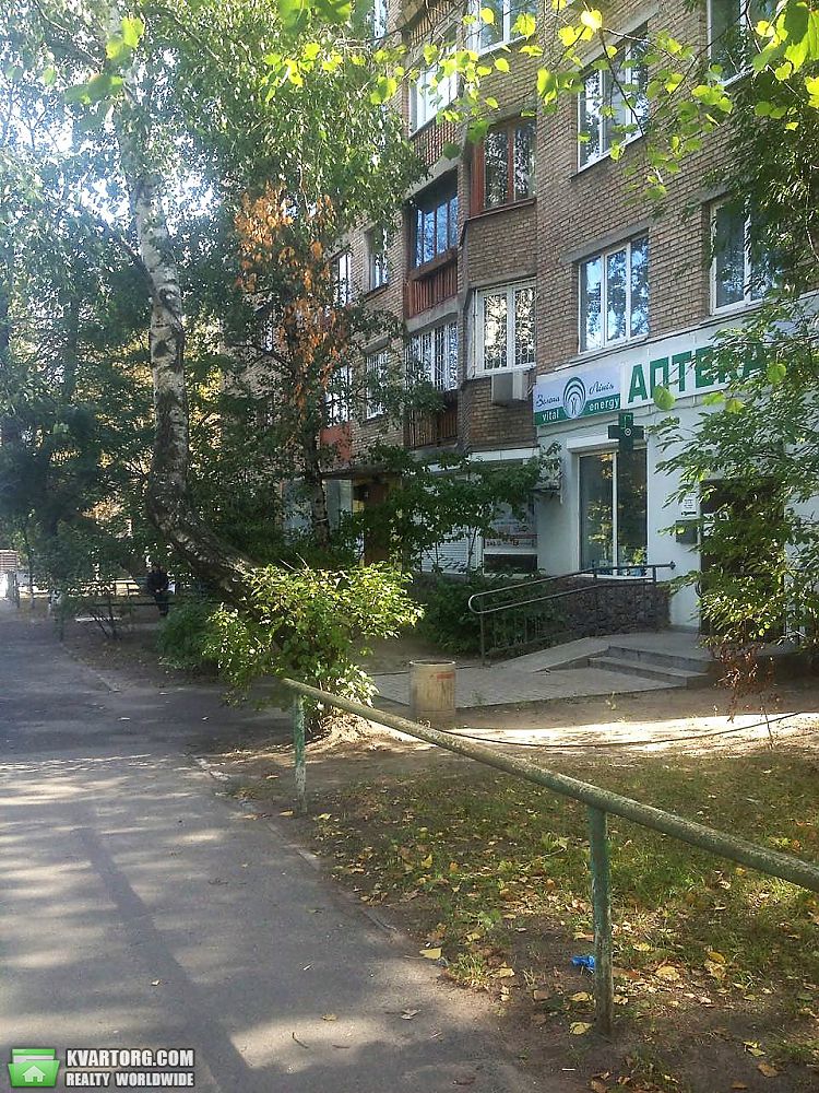 Sell 1-room apartment. Киев,  Дегтяревская — photo 1