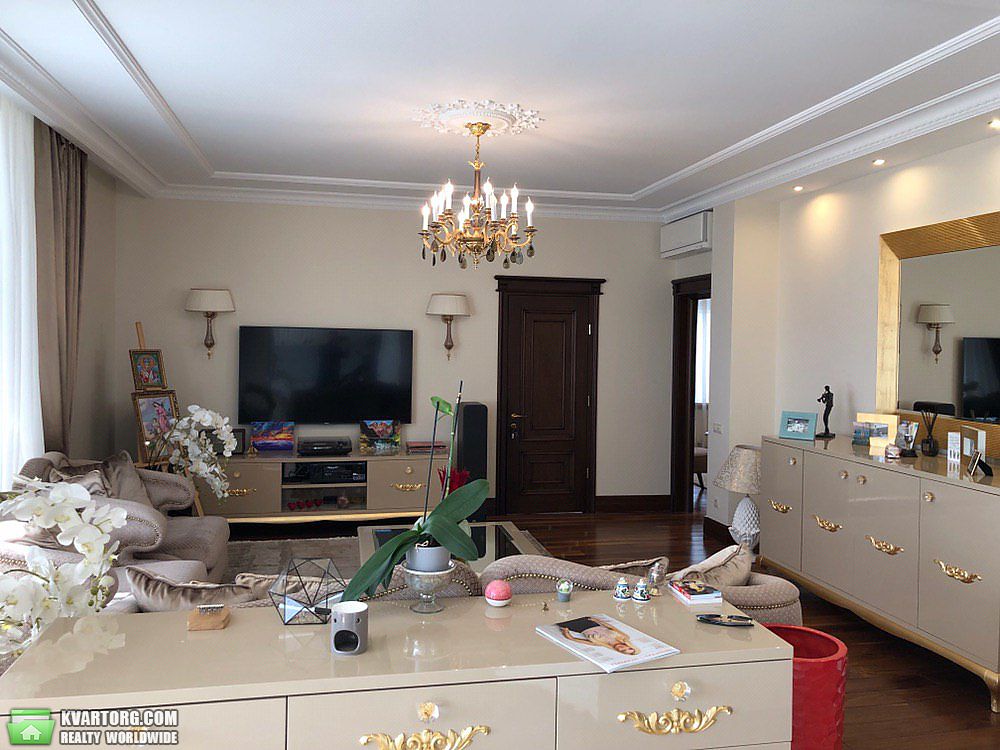 Rent out 3-room apartment. Киев, Драгомирова ул. — photo 3