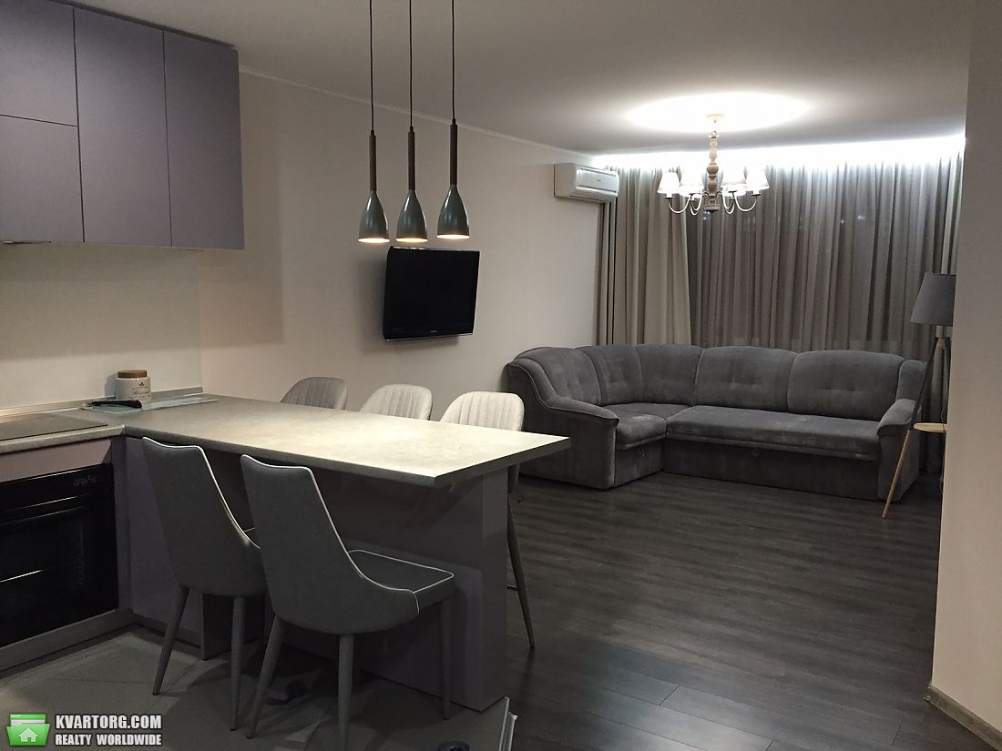 Sell 1-room apartment. Киев,  Вышгородская — photo 3