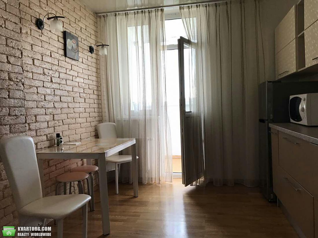Rent out 2-room apartment. Киев,  Андрющенко — photo 5