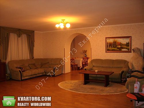 Rent out 4-room apartment. Киев, ул. Тимошенко — photo 1