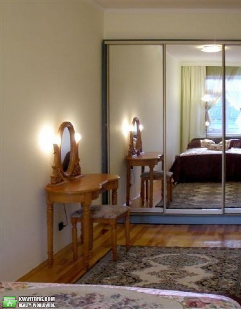 Rent out 2-room apartment. Киев, Константиновская — photo 2
