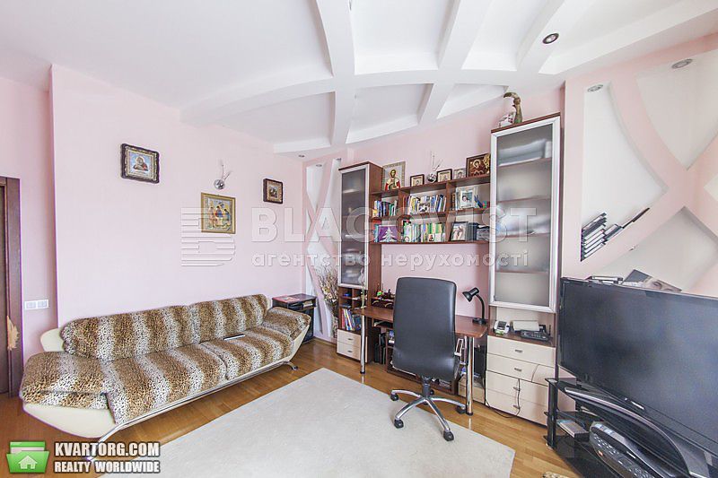 Sell 4-room apartment. Киев,  Ковпака — photo 5