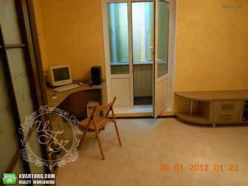 Sell 1-room apartment. Киев,  Молодогвардейская ул., — photo 2