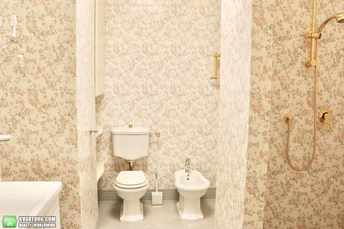 Rent out 2-room apartment. Киев,  Тургеневская — photo 6