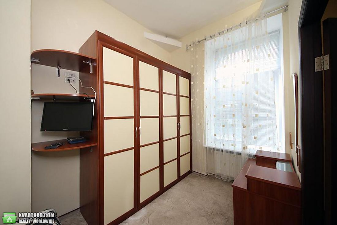 Rent out 2-room apartment. Киев,  Саксаганского — photo 5