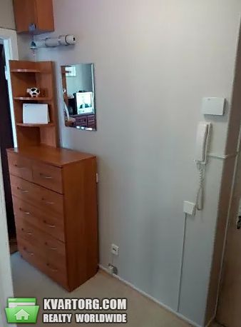 Rent out 1-room apartment. Киев, жк варшавский — photo 8