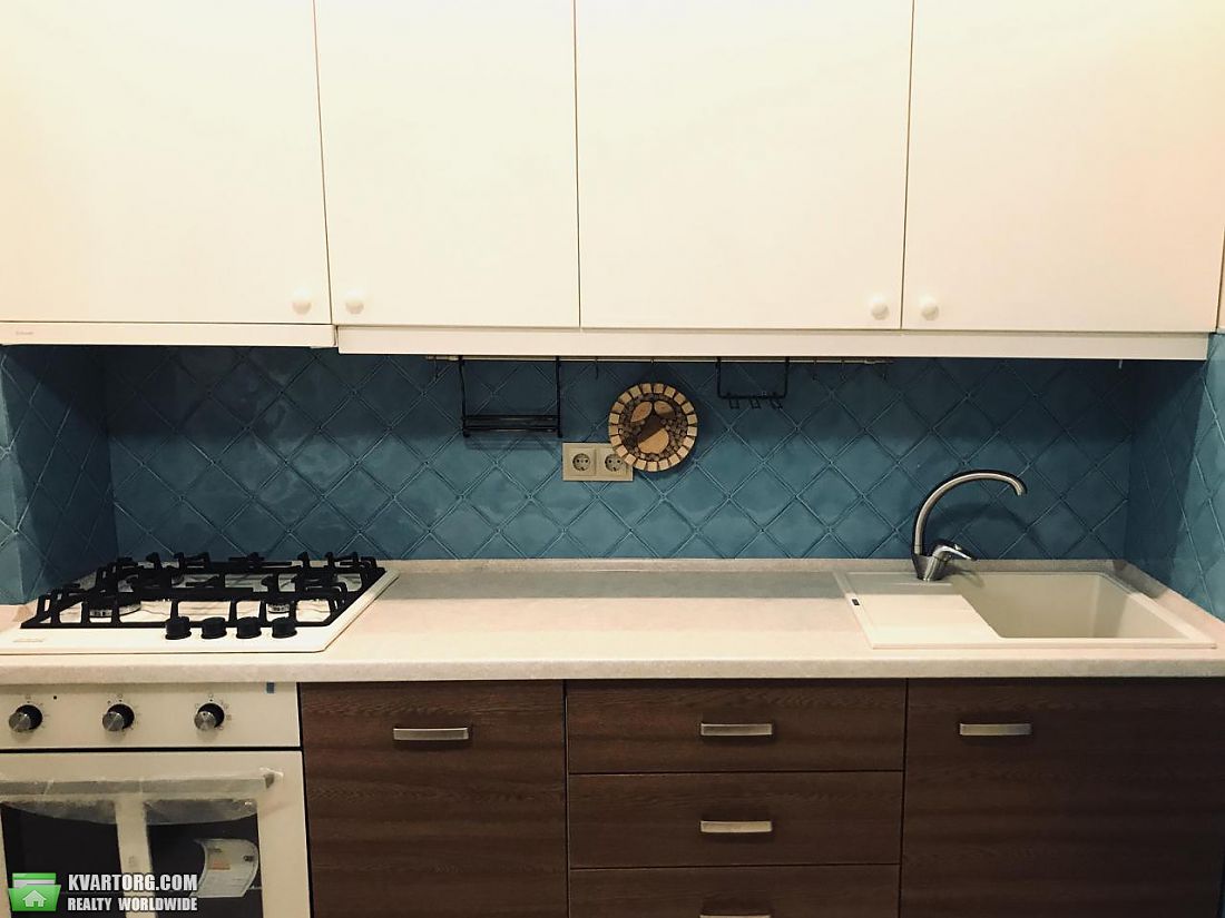 Rent out 2-room apartment. Киев,  Дегтяревская — photo 7