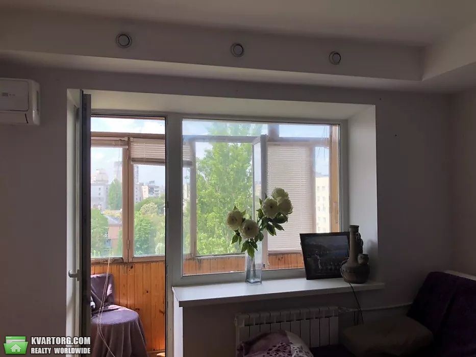 Sell 3-room apartment. Киев,  Молодогвардейская — photo 3