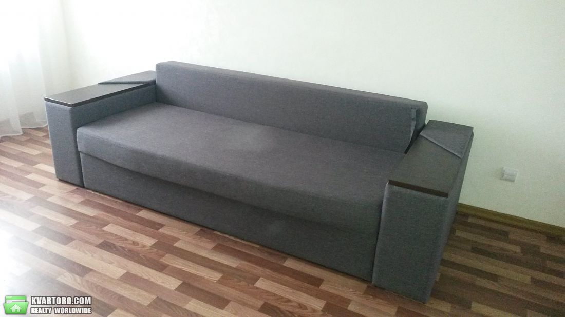Rent out 2-room apartment. Киев,  Гмыри — photo 6