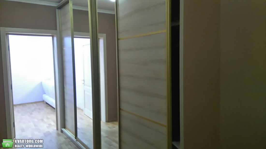 Rent out 2-room apartment. Киев,  Вильямса — photo 4