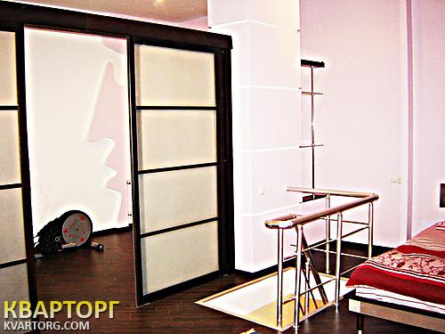 Rent out 2-room apartment. Киев,  Бассейная — photo 8
