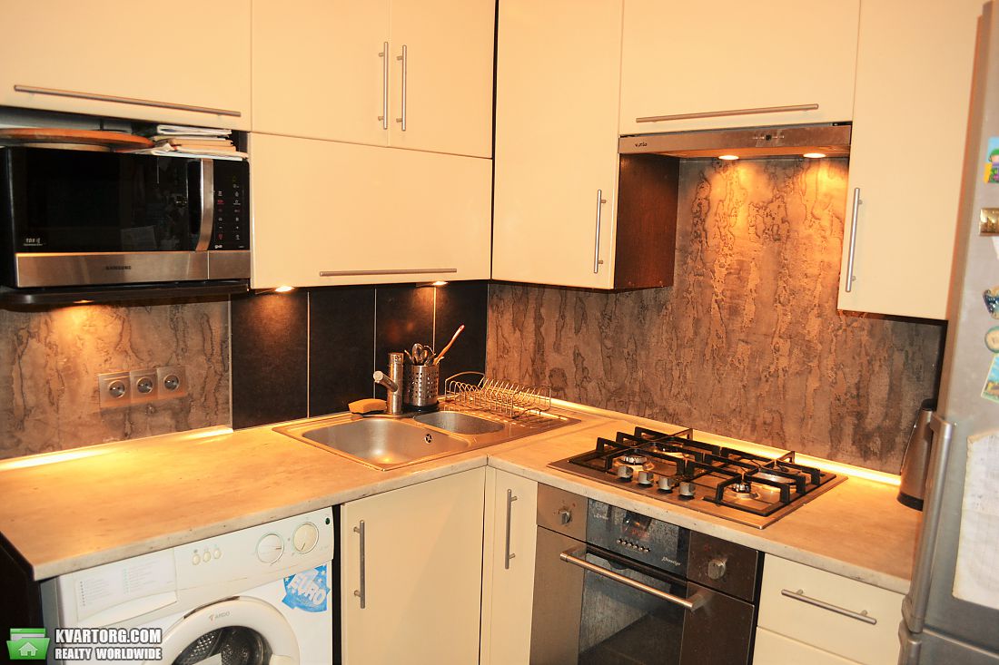 Sell 2-room apartment. Киев, Галагановская — photo 1