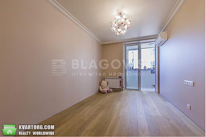 Sell 4-room apartment. Киев,  Димитрова — photo 4