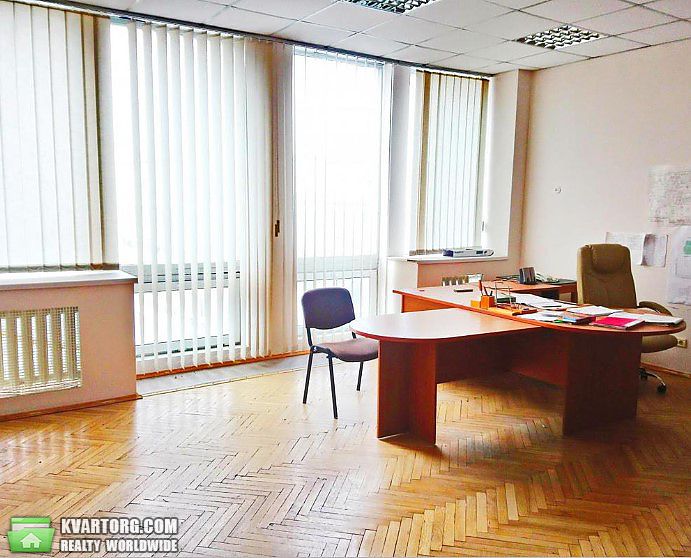 Sell office. Киев,  Соломенская пл — photo 1