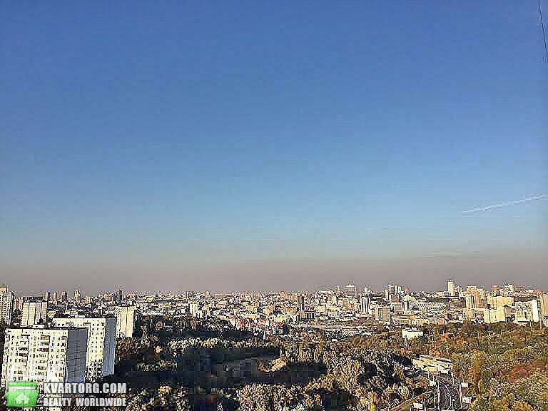 Sell 4-room apartment. Киев,  Клиническая — photo 5