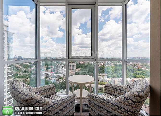 Sell 3-room apartment. Киев,  Драгомирова — photo 1