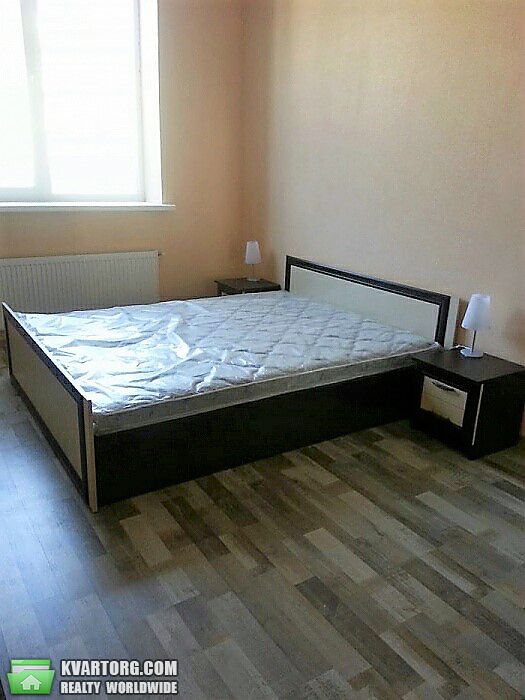 Rent out 1-room apartment. Киев,  Львовская — photo 3