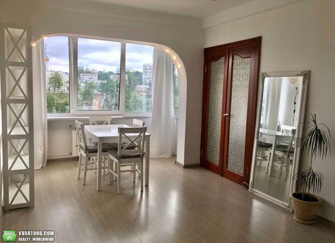 Rent out 3-room apartment. Киев,  Подвысоцкого — photo 1