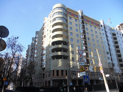 Rent out office. Киев, Златоустовская — photo 1