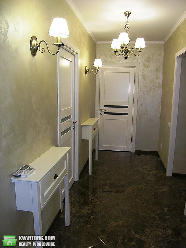 Rent out 3-room apartment. Киев,  Гарматная — photo 2