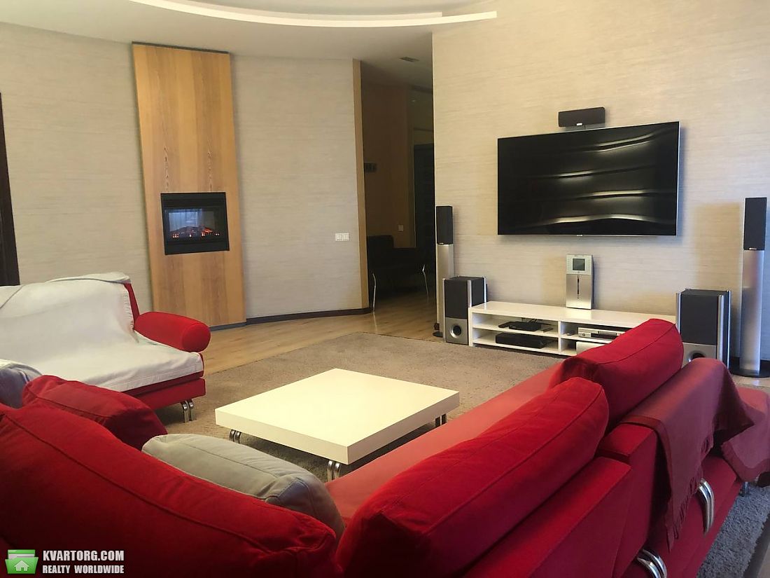 Sell 4-room apartment. Днепропетровск, Жуковского — photo 1