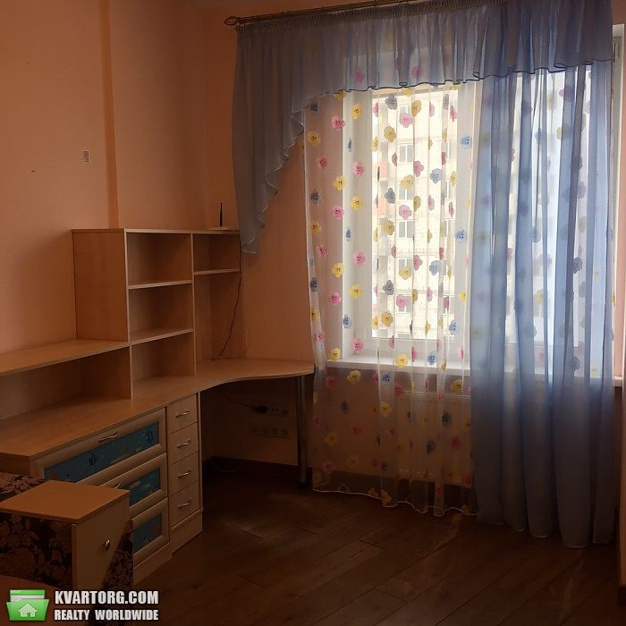 Rent out 2-room apartment. Киев,  Руданского — photo 3