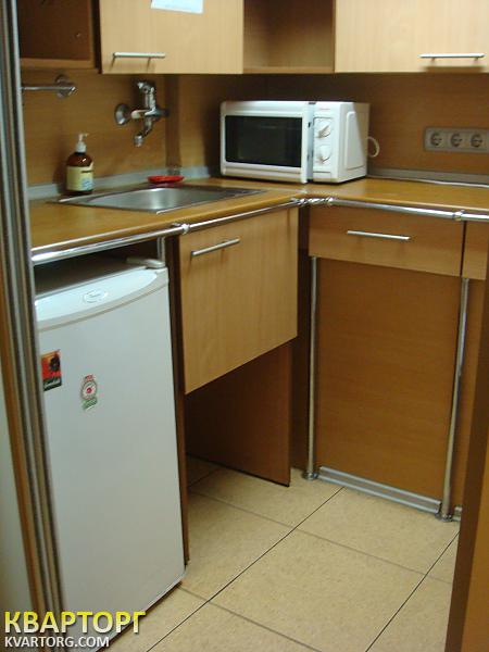 Rent out office. Киев, Воровского — photo 1