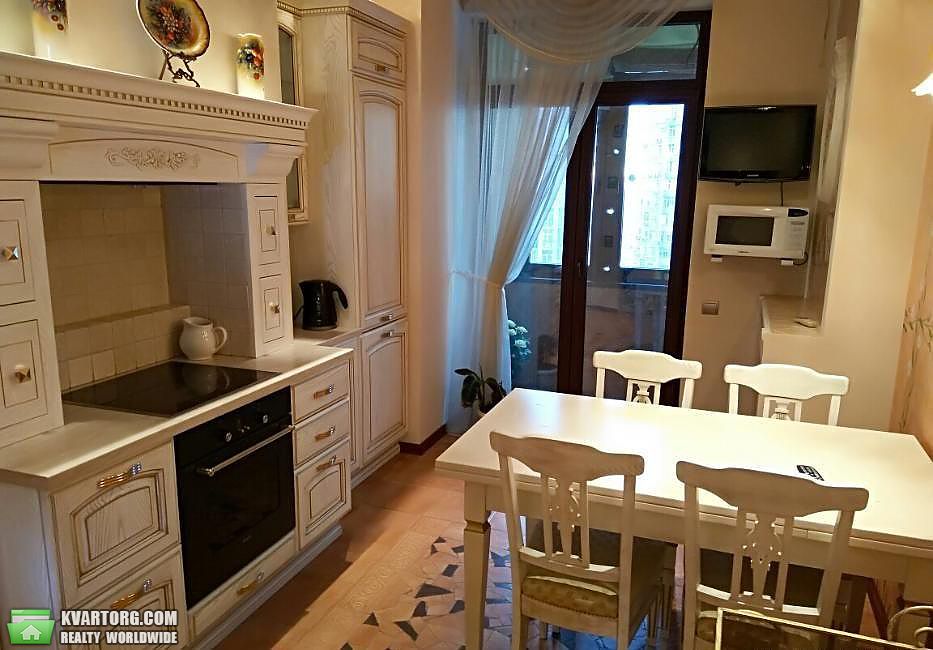 Rent out 2-room apartment. Киев, Коновальца — photo 3