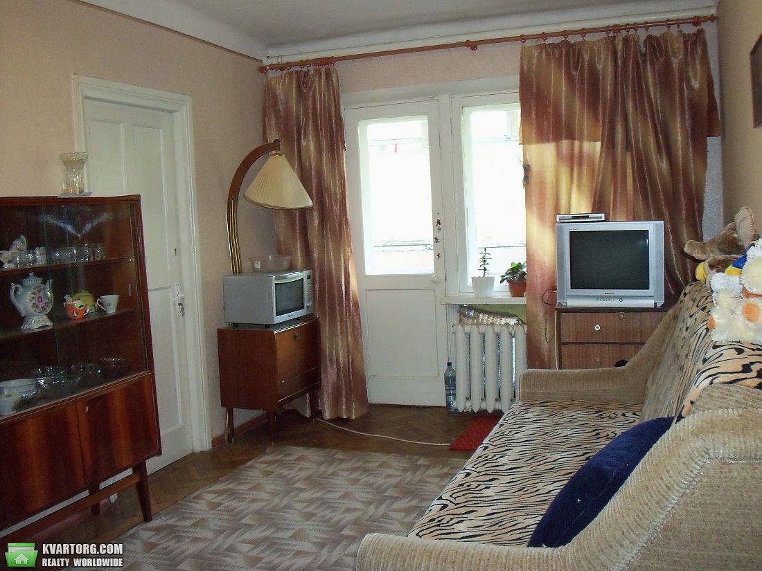 Sell 3-room apartment. Киев,  Щорса — photo 2