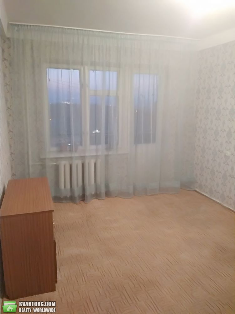 Rent out 1-room apartment. Киев, шосе Харьковское — photo 2