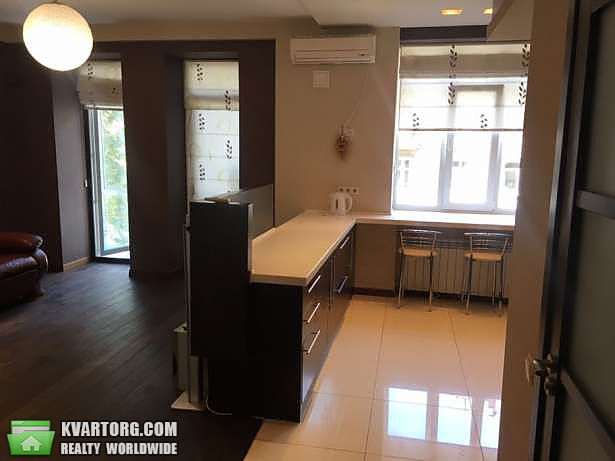 Rent out 2-room apartment. Киев,  Белорусская — photo 3
