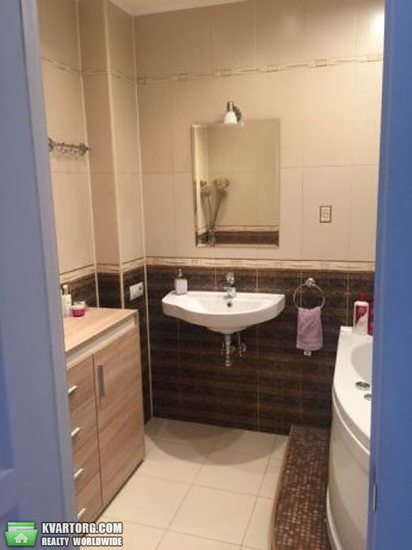 Sell 2-room apartment. Киев,  Милославская — photo 10