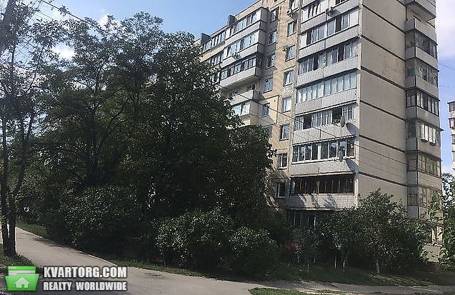 Sell 2-room apartment. Киев,  Смолича — photo 1